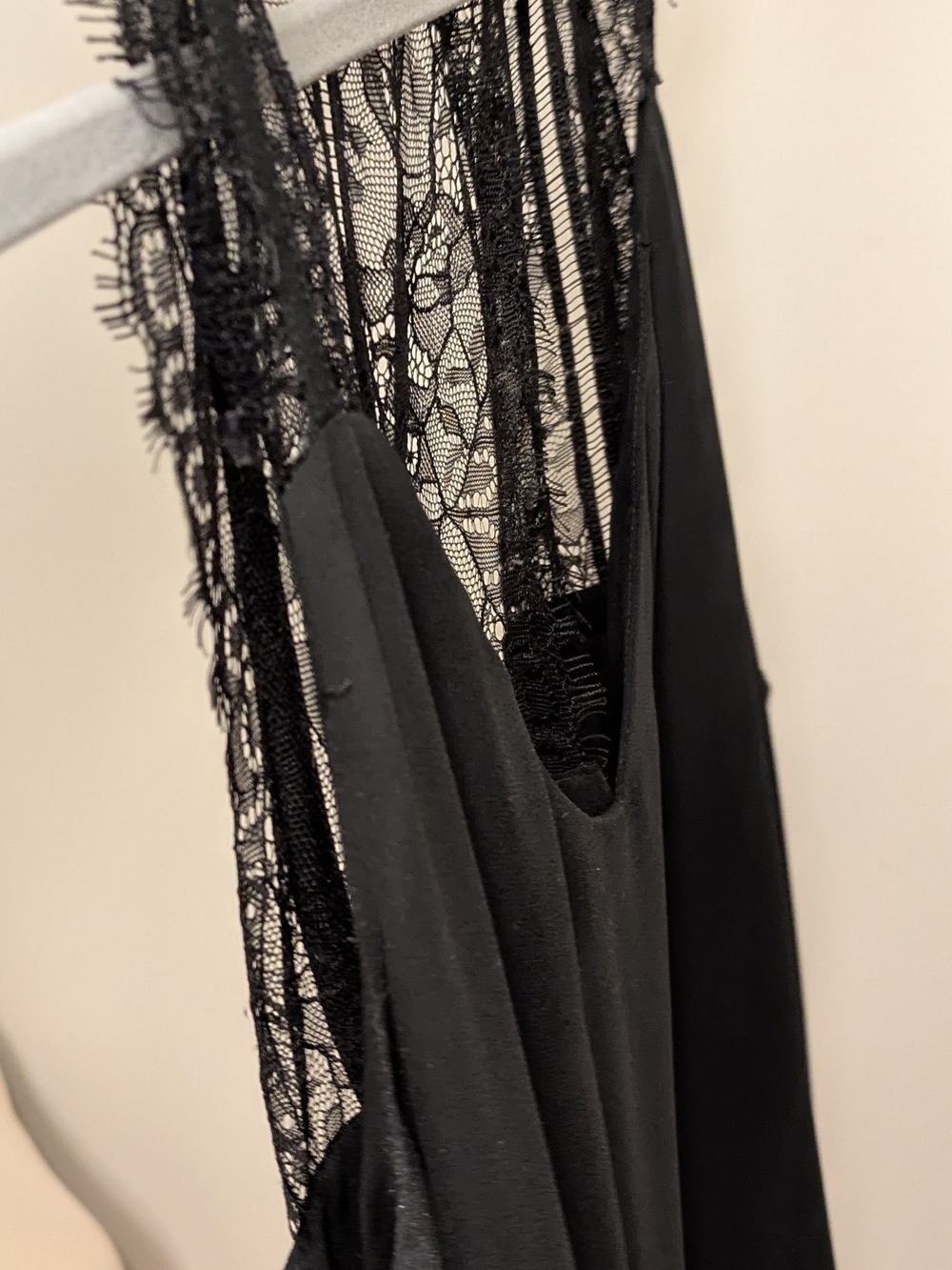 LOFT Black Lace-Back Camisole Tank - Picture 5 of 6
